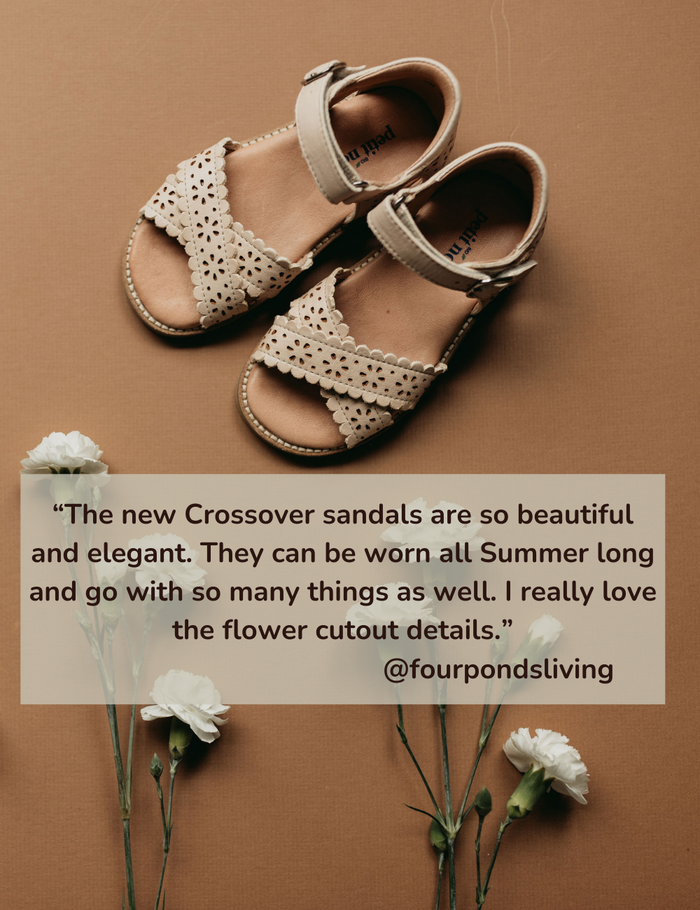Sandal Crossover Scallop Flower Cream