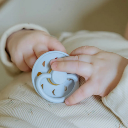 FRIGG Moon Pacifier 2 Pack Latex - Powder Blue and Slate