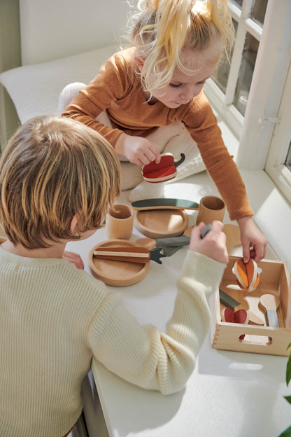 TABLEWARE, 10 PCS, HANDPAINTED, GREEN