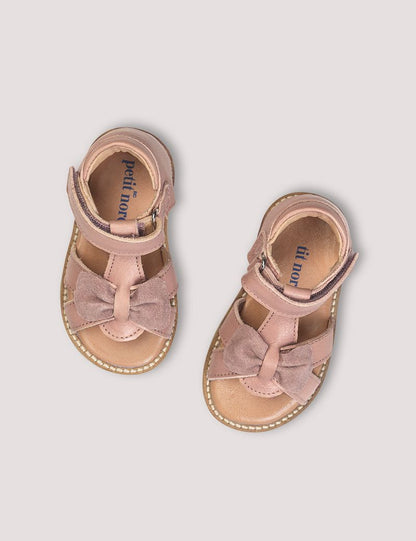 Gry Sandal