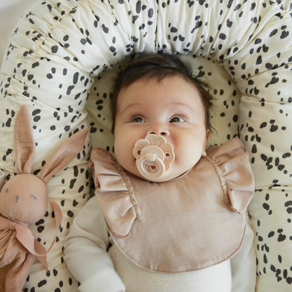 Elodie
Portable Baby Nest - Dalmatian Dots