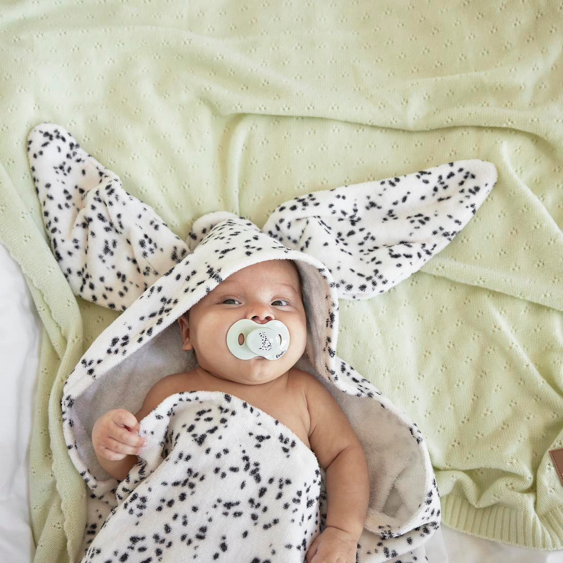 Hooded Towel - Dalmatian Dots