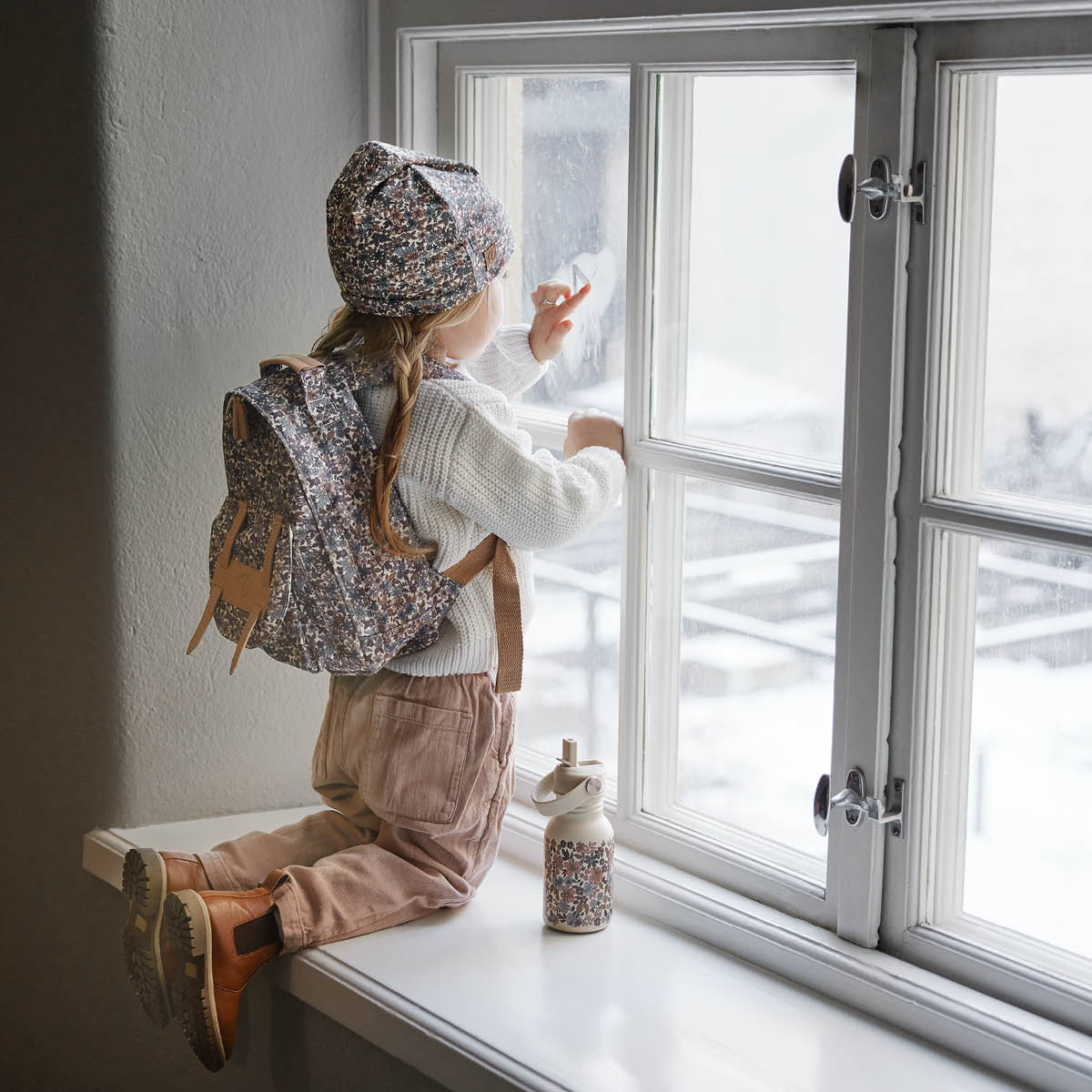 Water Bottle - Blue Garden