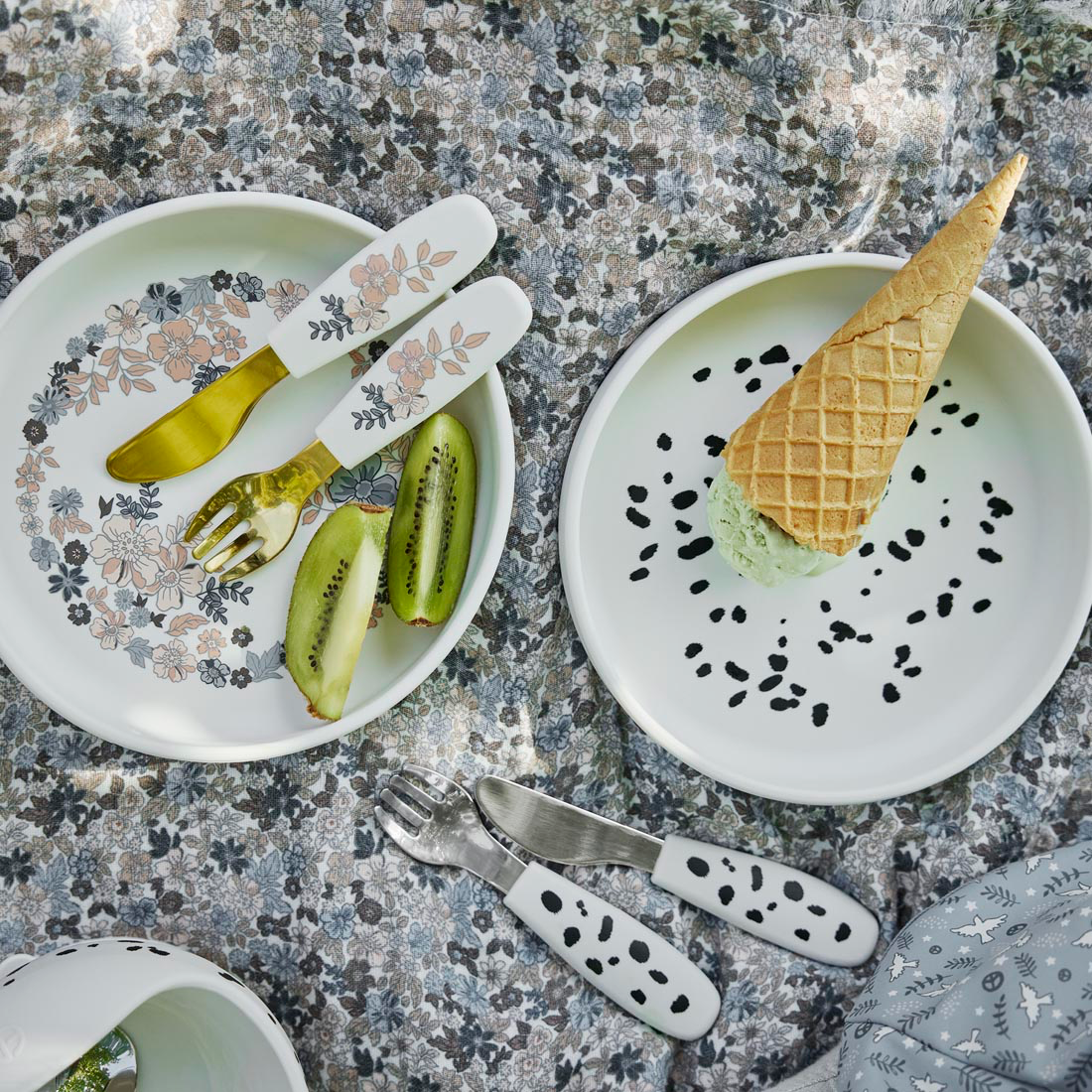 Silicone Plate Set - Blue Garden