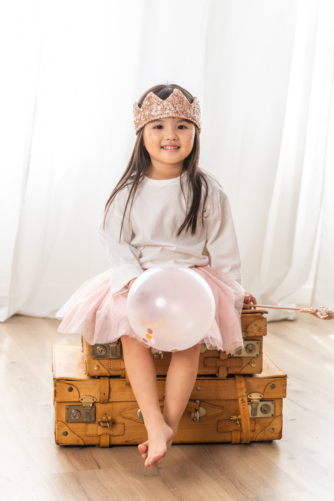 Crown - pink sequins