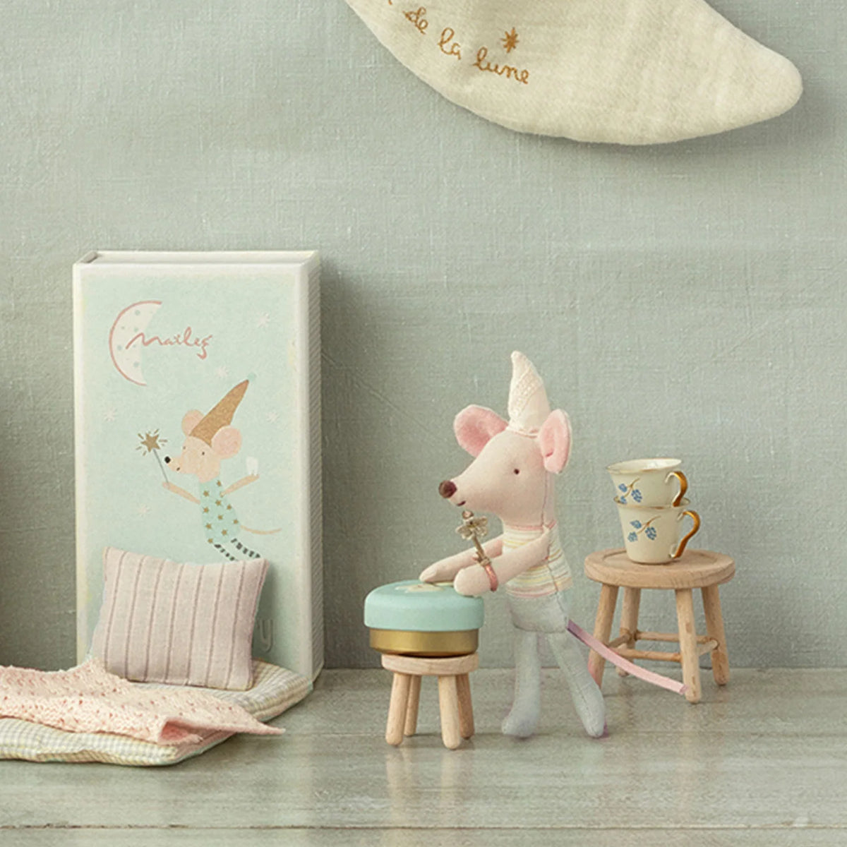 Tooth fairy mouse, Little brother in matchbox