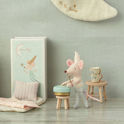 Tooth fairy mouse, Little brother in matchbox