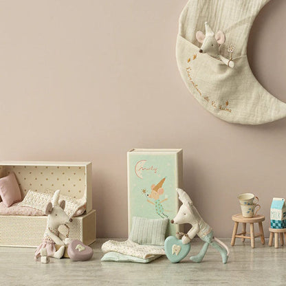 Tooth fairy mouse, Little brother in matchbox